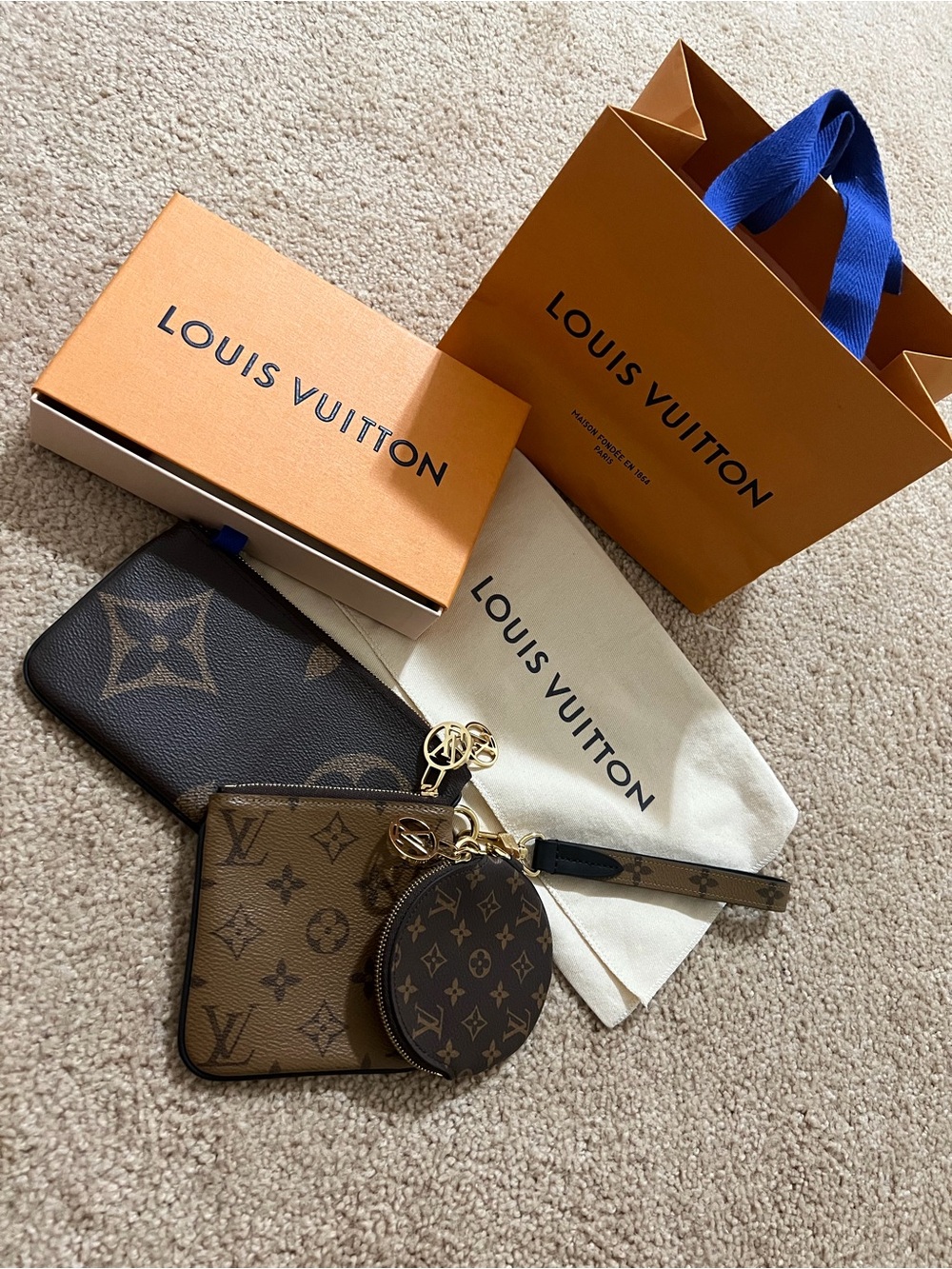 Louis Vuitton Monogram Canvas Multi-Pouch Key & Card Holder Set in Brown